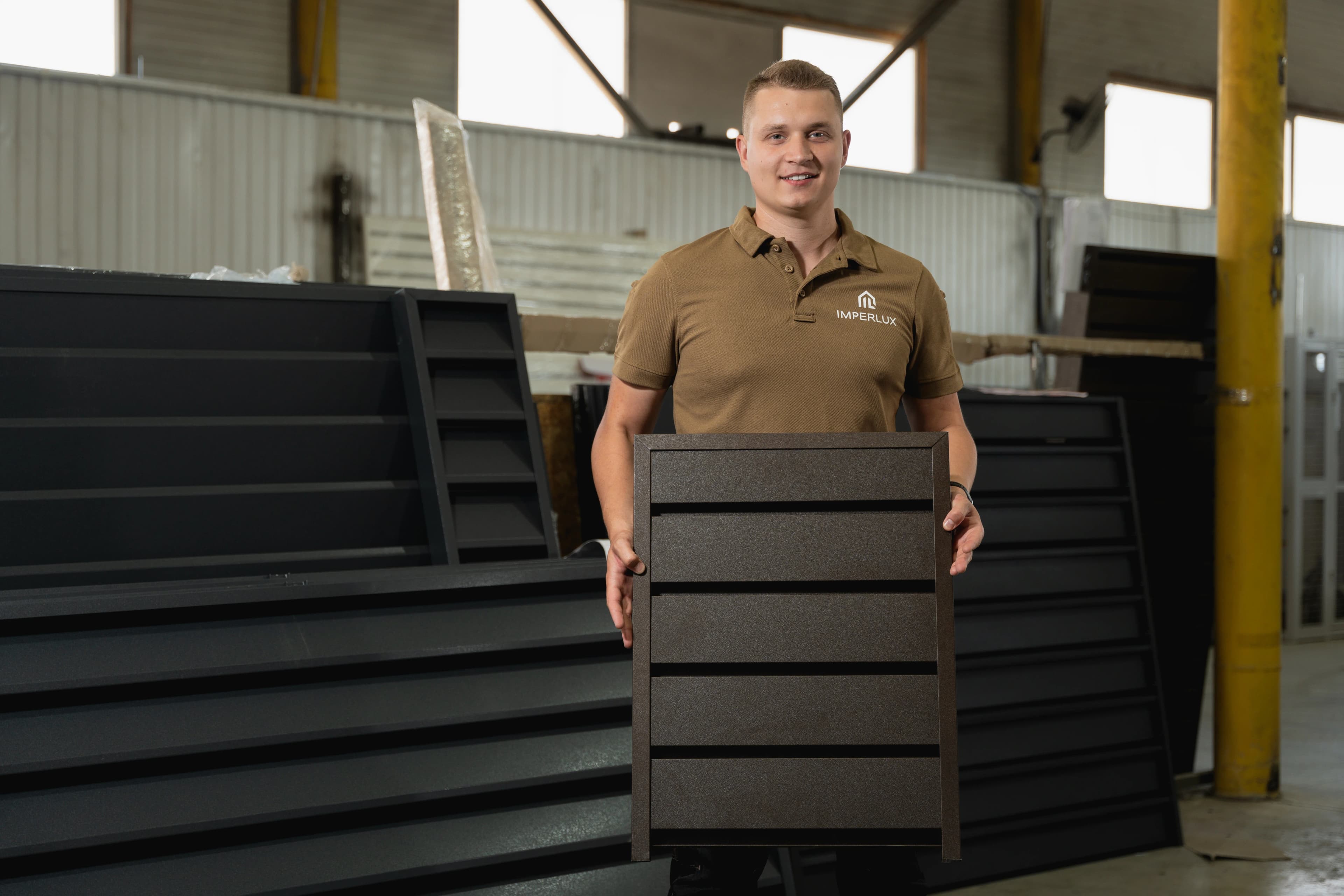 Garduri metalice vs lemn vs beton: Care e cea mai bună alegere?