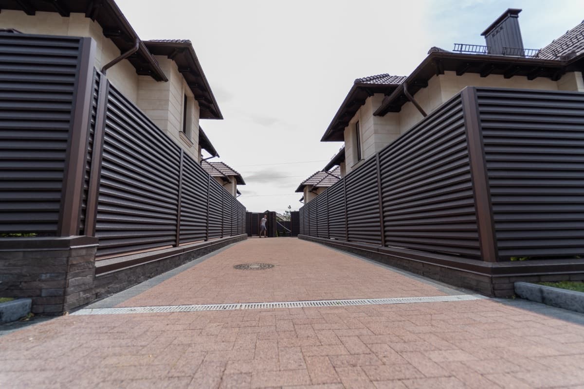 Gard IL12 — fotografie 3